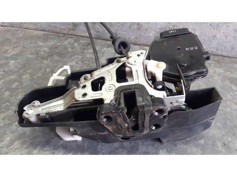 Recambio de cerradura puerta delantera izquierda para kia carens (un) referencia OEM IAM   