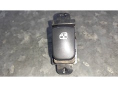 Recambio de mando elevalunas trasero derecho para kia carens (un) referencia OEM IAM 935801D5003W  