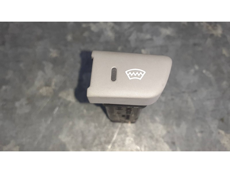 Recambio de interruptor para kia carens (un) referencia OEM IAM 621W05010  