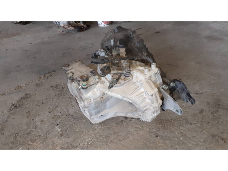Recambio de caja cambios para kia carens (un) active referencia OEM IAM S620JC  