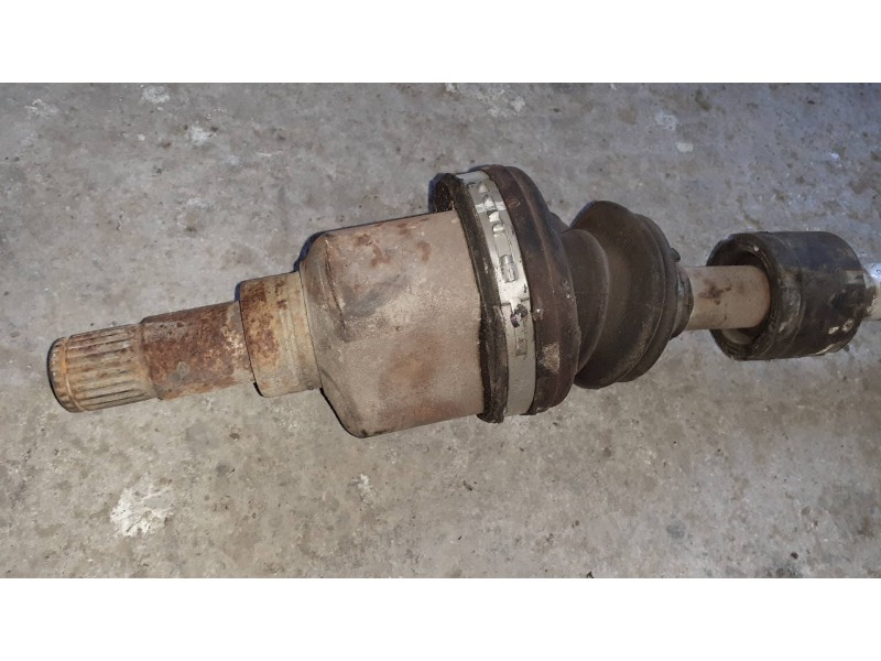 Recambio de transmision delantera izquierda para ford fiesta (cb1) titanium referencia OEM IAM 8V513B437HA  