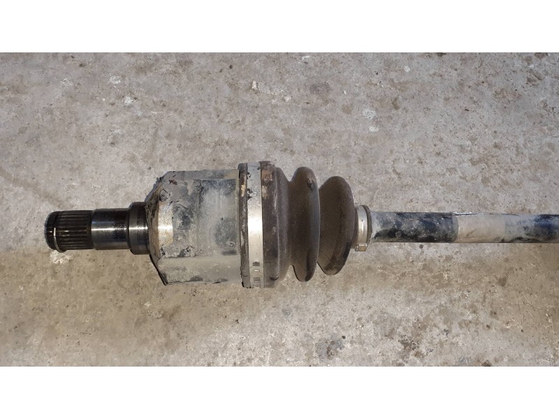 Recambio de transmision delantera izquierda para kia carens (un) referencia OEM IAM   