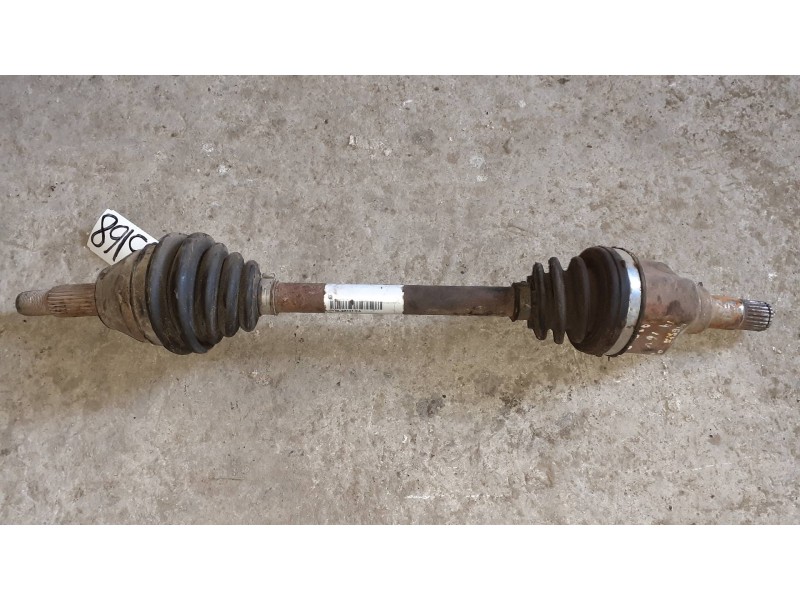 Recambio de transmision delantera izquierda para ford fiesta (cb1) titanium referencia OEM IAM 8V513B437CA  