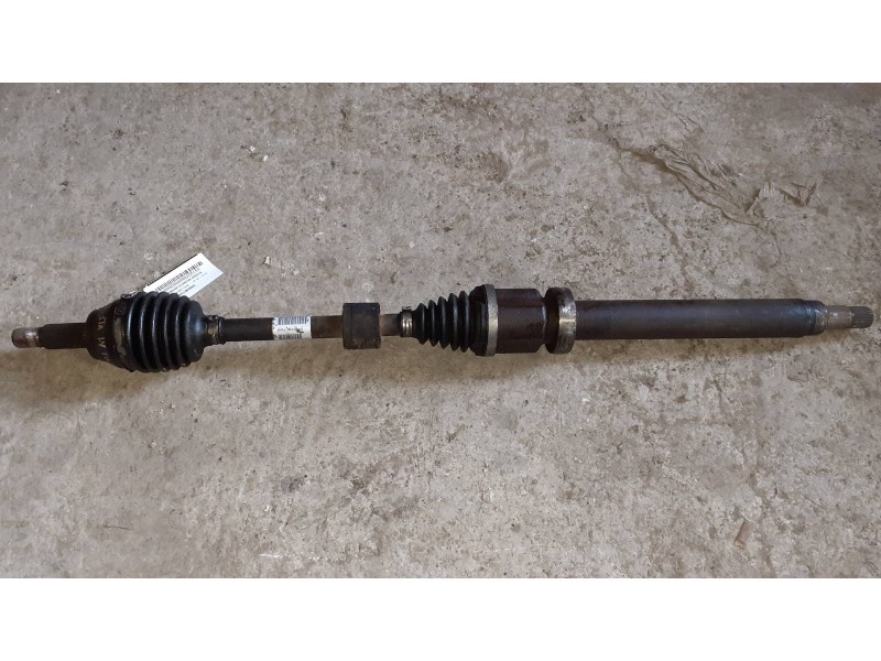 Recambio de transmision delantera derecha para ford fiesta (cb1) trend referencia OEM IAM 8V513B436AG  