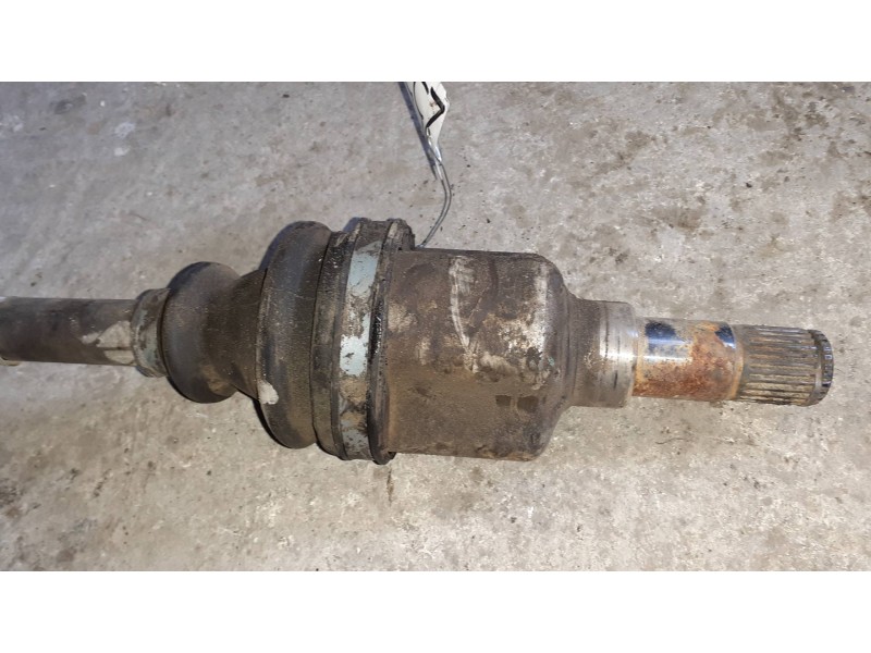 Recambio de transmision delantera izquierda para ford focus berlina (cap) ambiente (d) referencia OEM IAM 041113  