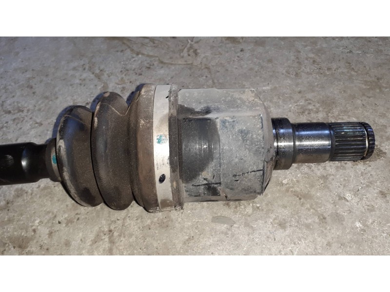 Recambio de transmision delantera derecha para kia carens (un) referencia OEM IAM   