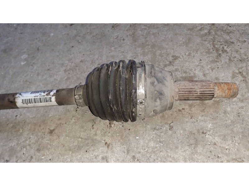 Recambio de transmision delantera izquierda para ford fiesta (cb1) ambiente referencia OEM IAM 8V513B437AAA  