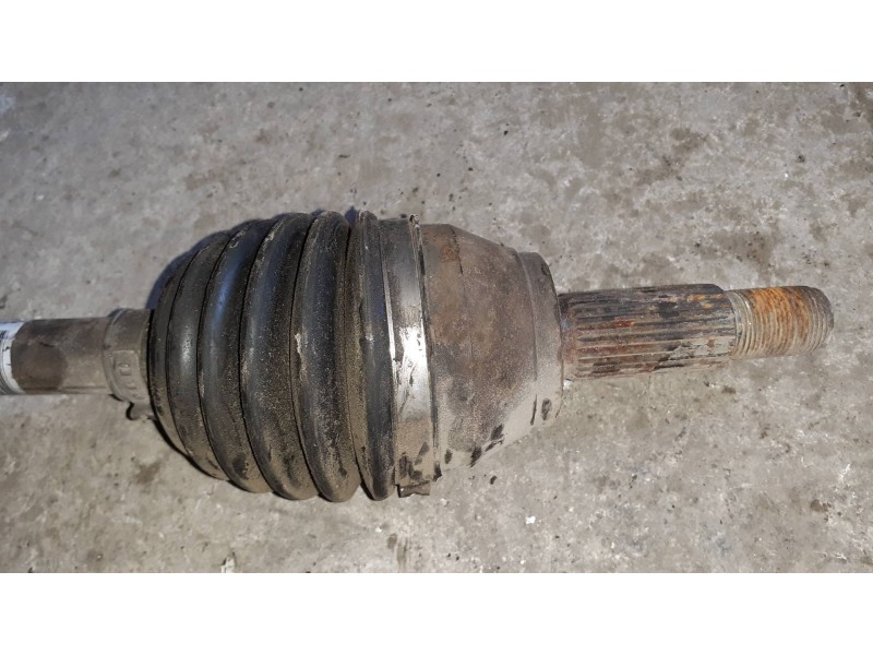 Recambio de transmision delantera izquierda para ford fiesta (cb1) trend referencia OEM IAM 8V513B437AAA  