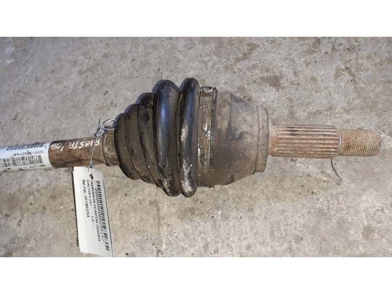 Recambio de transmision delantera izquierda para ford fiesta (cb1) referencia OEM IAM V513B437HA  