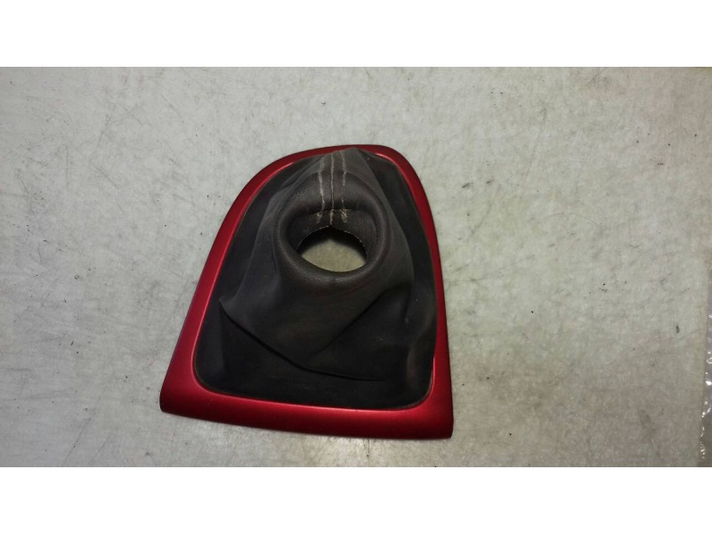 Recambio de guarnecidos palanca cambio para renault captur xmod referencia OEM IAM   