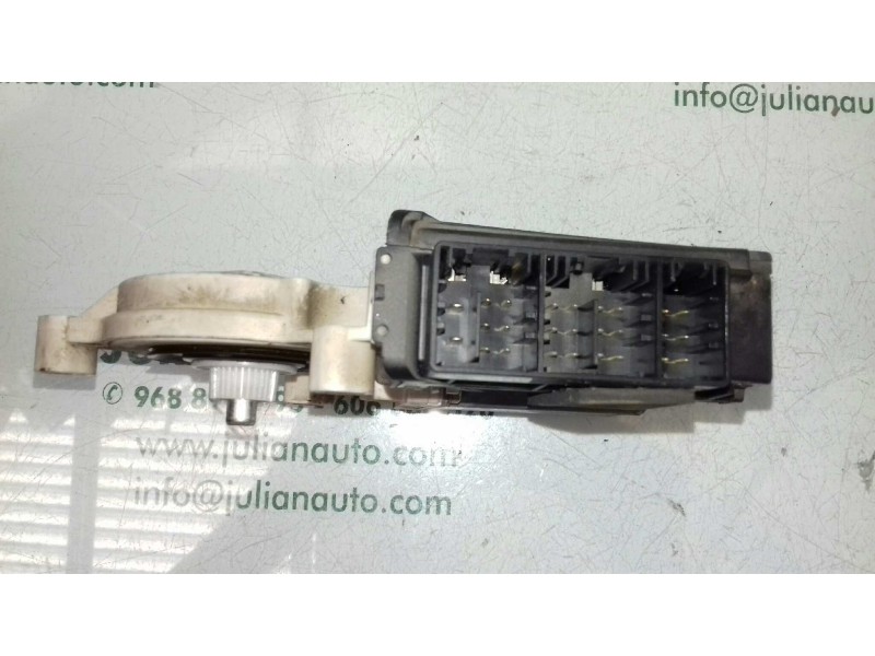 Recambio de motor elevalunas delantero derecho para seat ibiza (6l1) stella referencia OEM IAM 104383101 05074140 