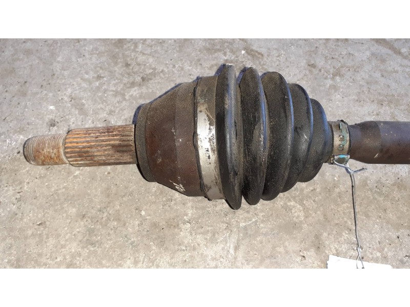 Recambio de transmision delantera izquierda para ford tourneo courier (c4a) ambiente referencia OEM IAM 2725210270151 ET763B437A