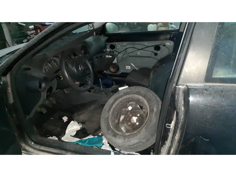 seat ibiza (6l1) del año 2008