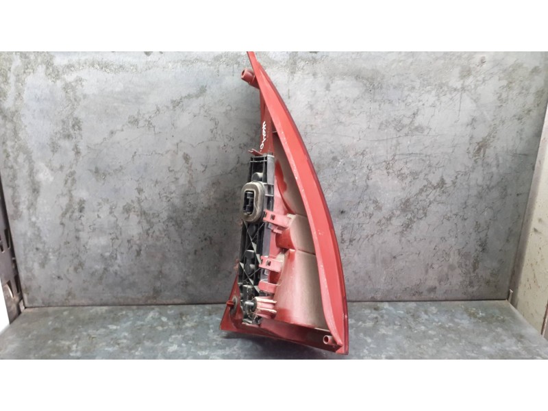 Recambio de piloto trasero derecho para citroen c3 referencia OEM IAM 085521914R  