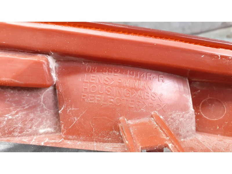 Recambio de piloto trasero derecho para citroen c3 referencia OEM IAM 085521914R  