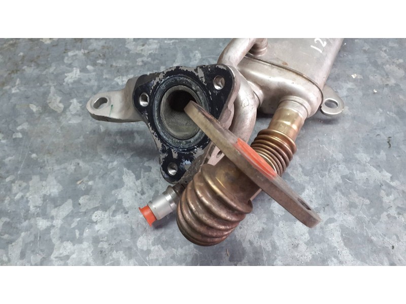 Recambio de enfriador egr para renault captur xmod referencia OEM IAM 147357324R 71560997A 