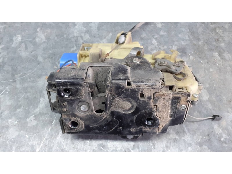 Recambio de cerradura puerta delantera derecha para seat ibiza (6l1) referencia OEM IAM 3B1837016CC 993019300 