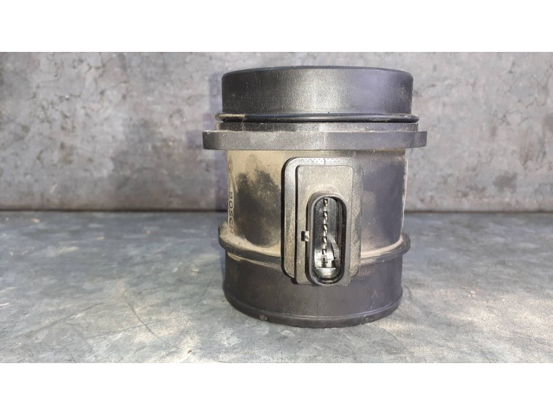 Recambio de caudalimetro para kia carens (un) referencia OEM IAM 9220930006 2816427800 BOSCH