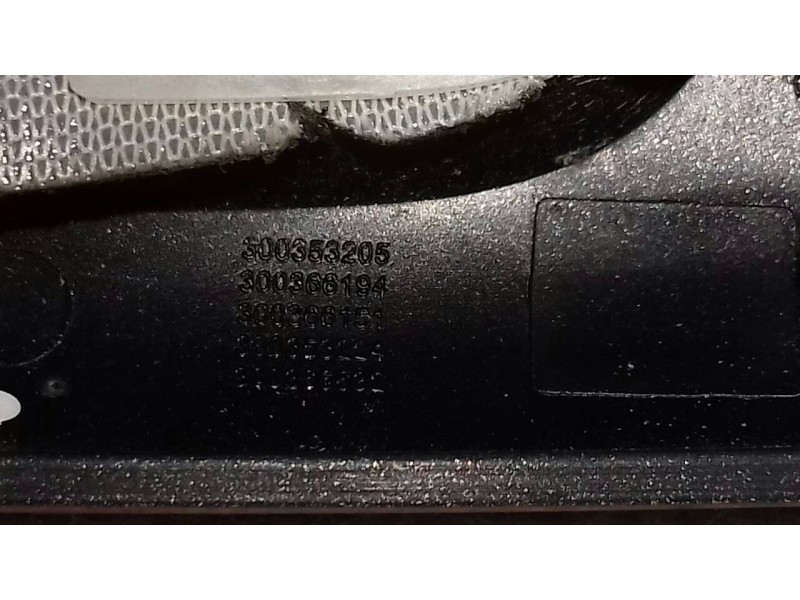 Recambio de guarnecidos palanca cambio para renault captur xmod referencia OEM IAM   