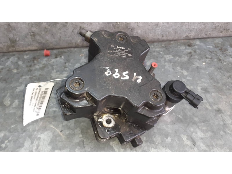 Recambio de bomba inyeccion para kia carens (un) referencia OEM IAM 0445010121 3310027400 