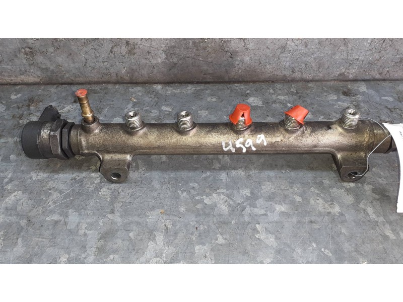 Recambio de rampa inyectora para kia carens (un) referencia OEM IAM 0445214140 3140027410 BOSCH