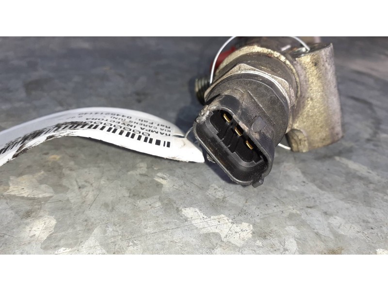 Recambio de rampa inyectora para kia carens (un) referencia OEM IAM 0445214140 3140027410 BOSCH