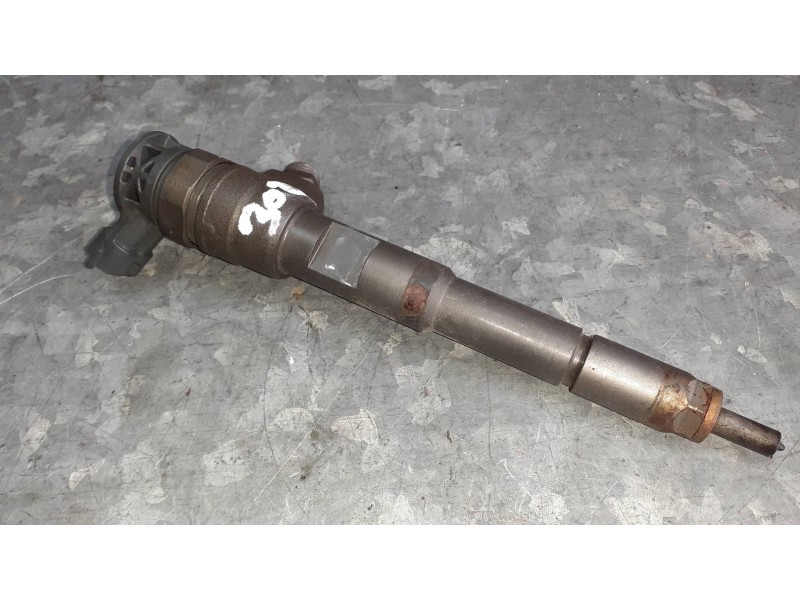 Recambio de inyector para renault captur xmod referencia OEM IAM H8201453073 0445110652 