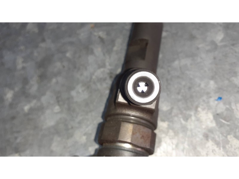 Recambio de inyector para renault captur xmod referencia OEM IAM H8201453073 0445110652 