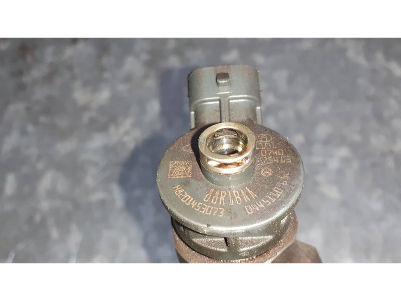 Recambio de inyector para renault captur xmod referencia OEM IAM H8201453073 0445110652 