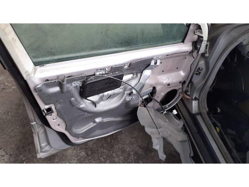 mercedes-benz clase c (w203) berlina del año 2003