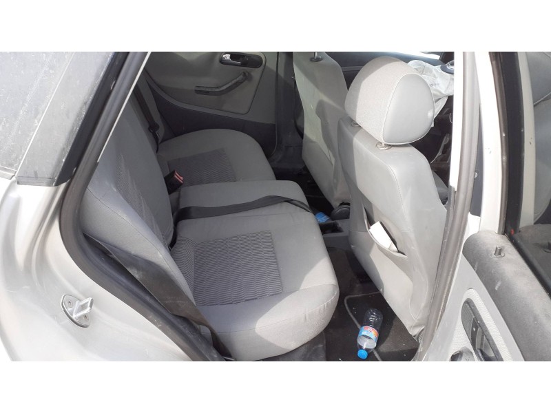 seat cordoba berlina (6k2) del año 2003