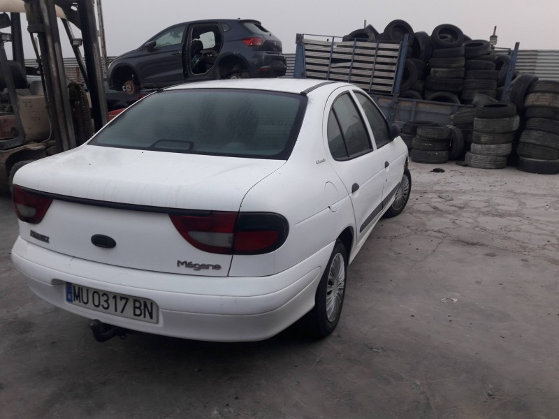 renault megane i berlina hatchback (ba0) del año 1997