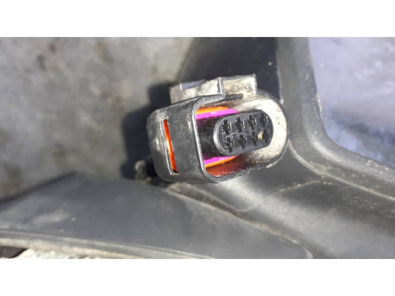 Recambio de retrovisor derecho para seat ibiza (kj1) referencia OEM IAM E9026684 ELECTRICO INTERMITENTE