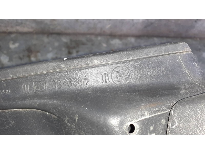 Recambio de retrovisor izquierdo para seat ibiza (kj1) referencia OEM IAM E9026684 INTERMITENTE ELECTRICO