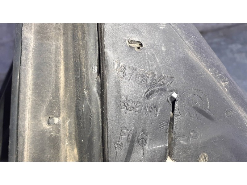 Recambio de retrovisor izquierdo para seat ibiza (6l1) referencia OEM IAM 876047 E9014142 MANUAL