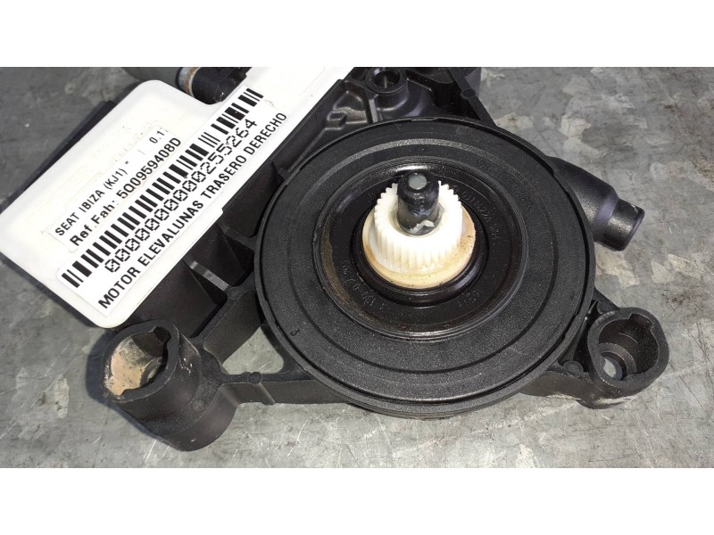 Recambio de motor elevalunas trasero derecho para seat ibiza (kj1) referencia OEM IAM 5Q0959408D 0130822694 