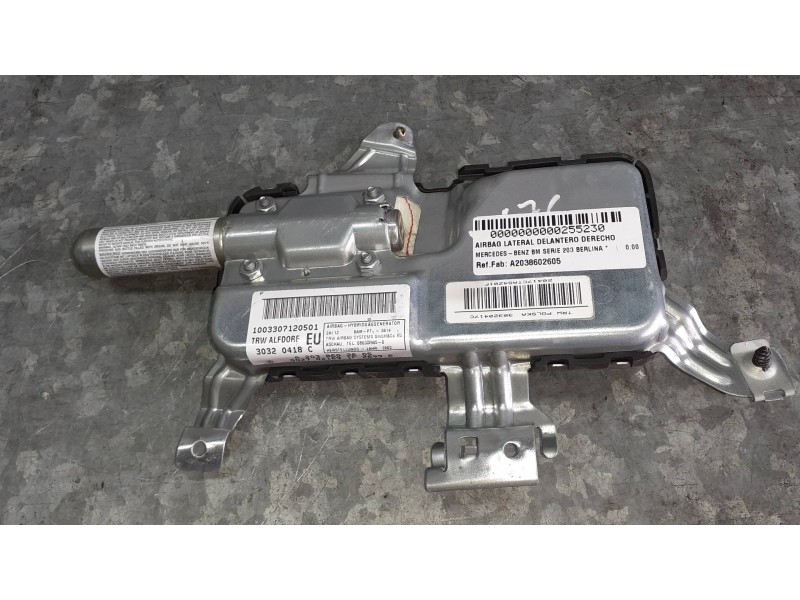 Recambio de airbag lateral delantero derecho para mercedes-benz clase c (w203) berlina referencia OEM IAM A2038602605 0027021691