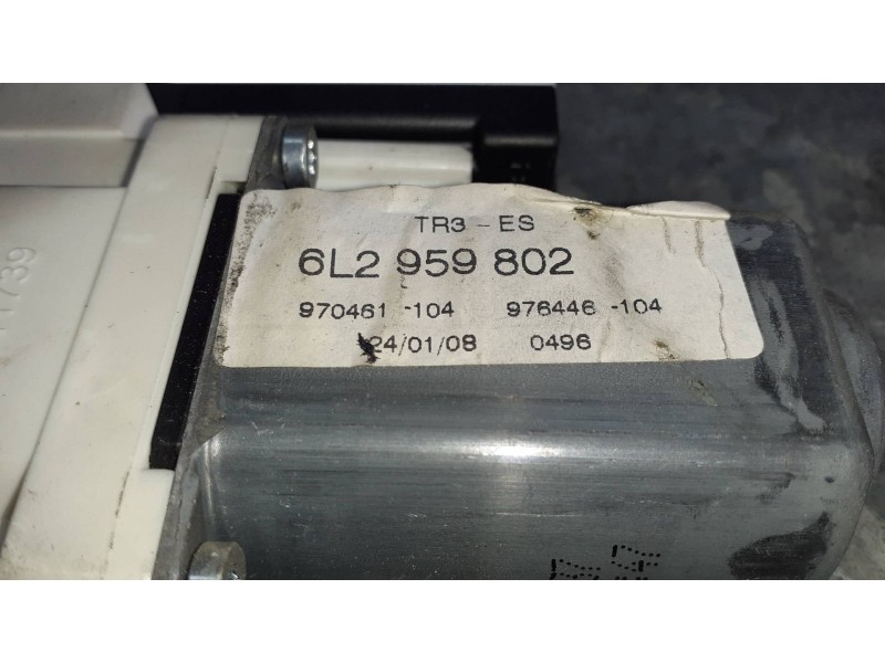 Recambio de motor elevalunas delantero izquierdo para seat ibiza (6l1) referencia OEM IAM 6L2959802 987086100 7746015800