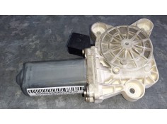 Recambio de motor elevalunas delantero derecho para mercedes-benz clase c (w203) berlina referencia OEM IAM A2118201742 99059510