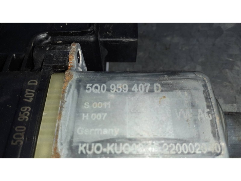Recambio de motor elevalunas trasero izquierdo para seat ibiza (kj1) referencia OEM IAM 5Q0959407D 0130822695 