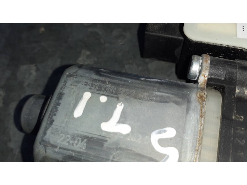 Recambio de motor elevalunas trasero izquierdo para seat ibiza (kj1) referencia OEM IAM 5Q0959407D 0130822695 