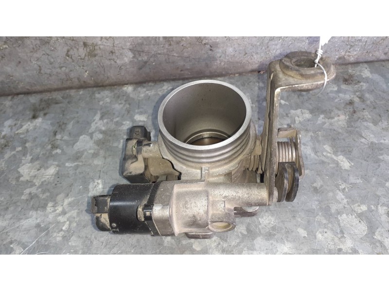 Recambio de caja mariposa para renault megane i berlina hatchback (ba0) referencia OEM IAM 7700861679J8250  