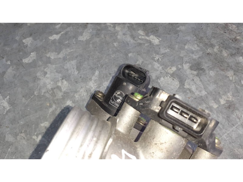 Recambio de caja mariposa para renault megane i berlina hatchback (ba0) referencia OEM IAM 7700861679J8250  