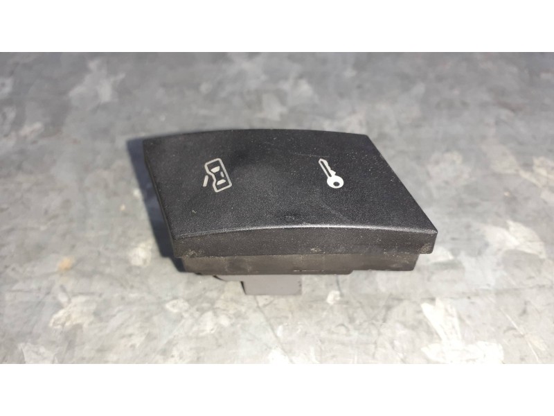 Recambio de mando bloqueo puertas para seat ibiza (6l1) referencia OEM IAM 6L1962125  