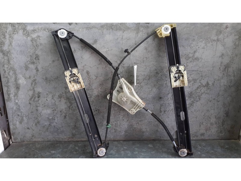 Recambio de elevalunas delantero derecho para seat ibiza (kj1) referencia OEM IAM 6F0837462C ELECTRICO SIN MOTOR
