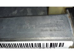 Recambio de motor elevalunas trasero izquierdo para mercedes-benz clase c (w203) berlina referencia OEM IAM A2038202942 104048XX 2