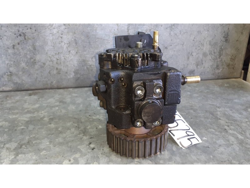 Recambio de bomba inyeccion para peugeot expert kasten referencia OEM IAM 0445010102 9683703780A 107812S