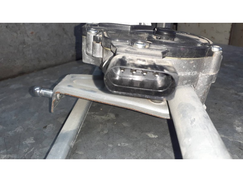 Recambio de motor limpia delantero para seat ibiza (kj1) referencia OEM IAM 6F1955113C 6F1955023L 