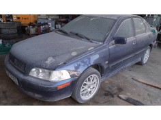 volvo s40 berlina del año 2000