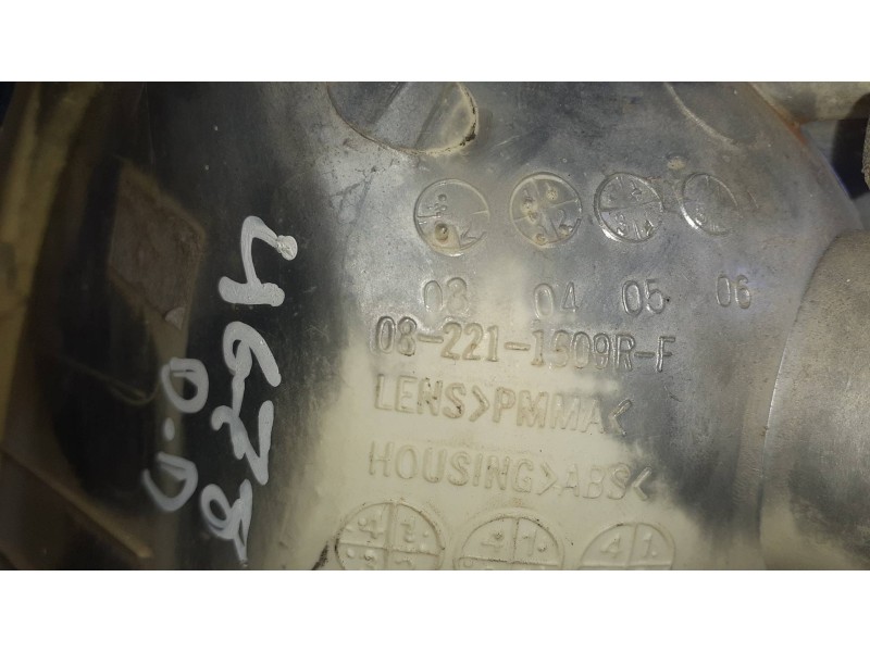 Recambio de piloto delantero derecho para hyundai accent (x3) referencia OEM IAM 082211509R  